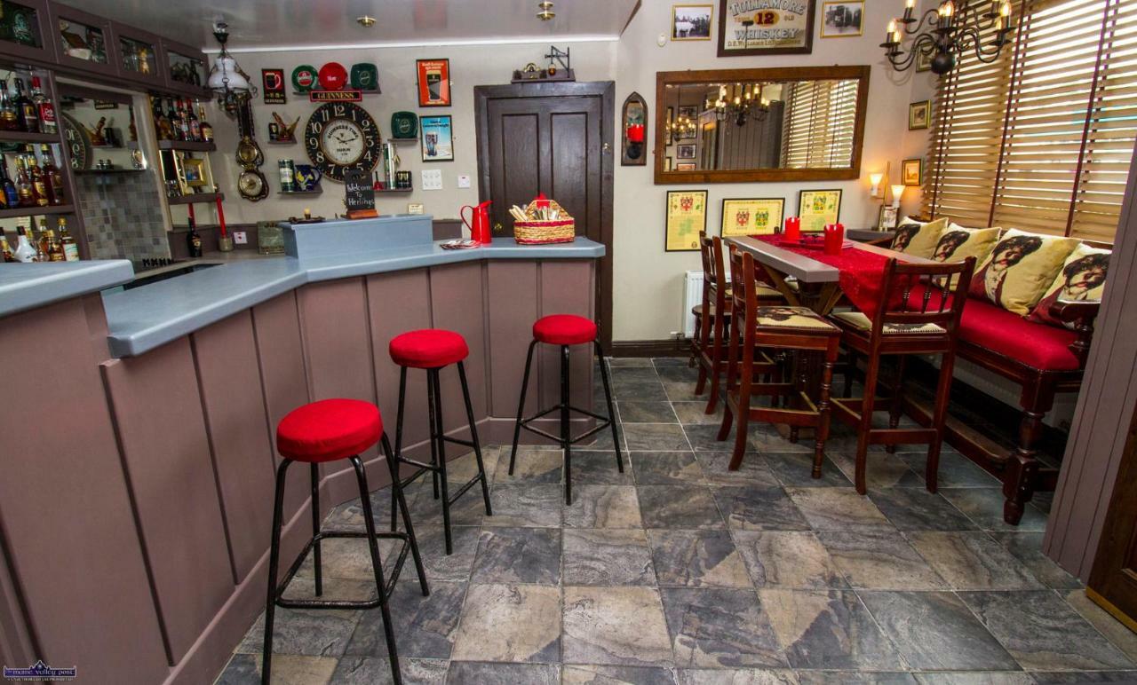 Herlihy'S, Half-Way-House فارانفور المظهر الخارجي الصورة